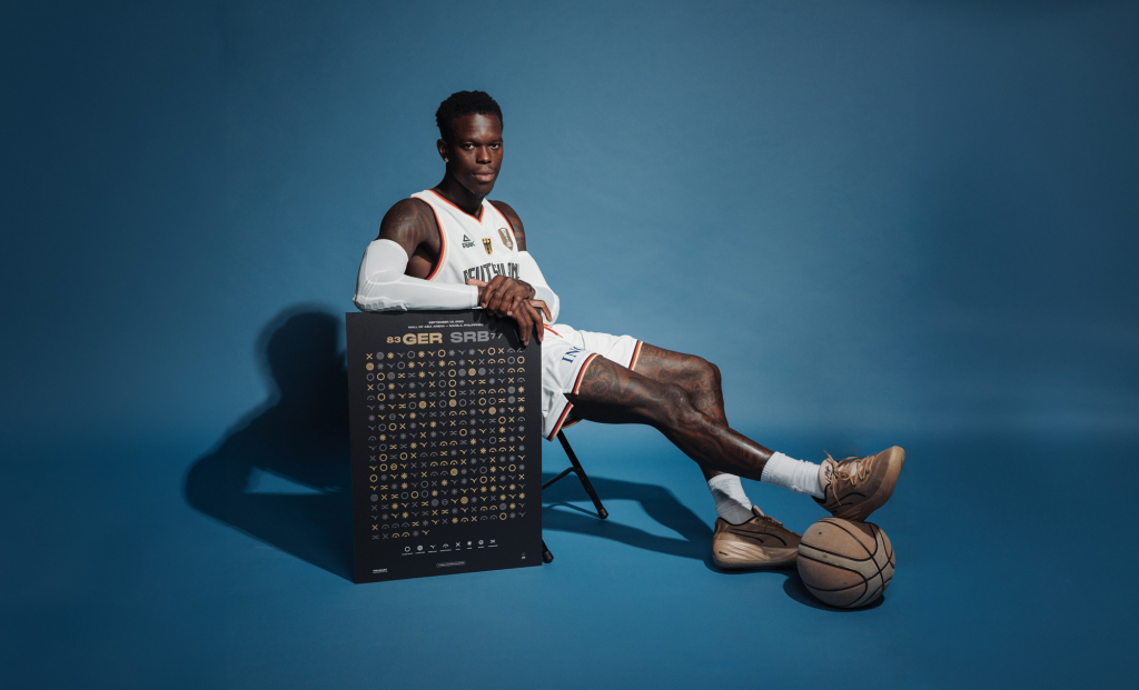 Basketballprofi Dennis Schröder ist begeistert von der Idee der Gameprints von Fullcourt